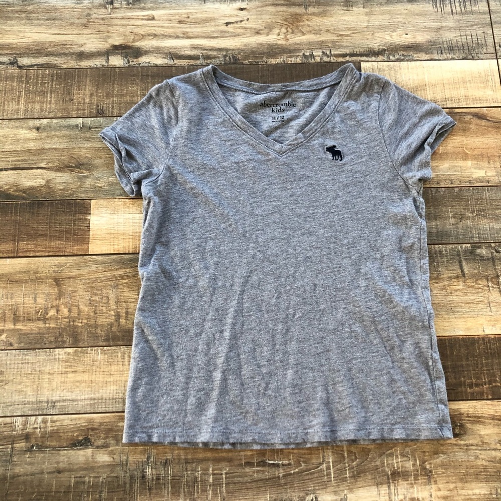 Abercrombie girls grey v-neck